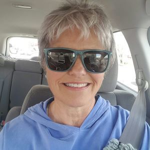 Meet your Posher, Elyse